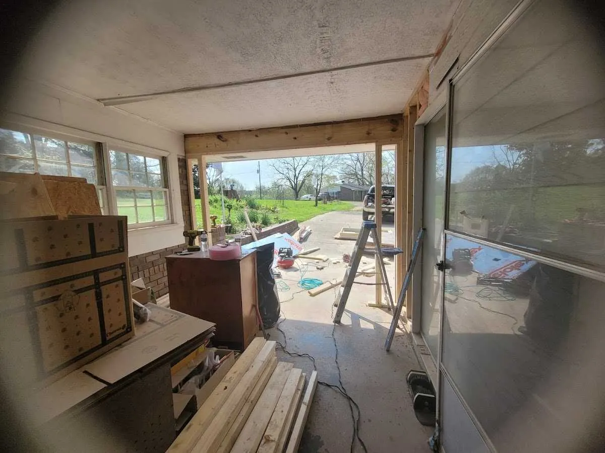 Air movers and dehumidifier for Water Mitigation Services in Shoreview